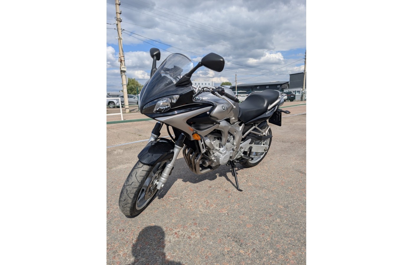 Yamaha FZ6 Fazer S1 2004 Yamaha FZ6 Fazer S1 2004