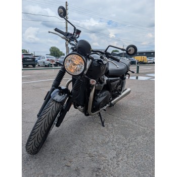 Triumph Street Twin 900 2024