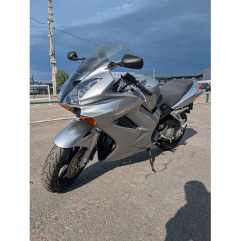 Honda VFR 800 Interceptor 2004